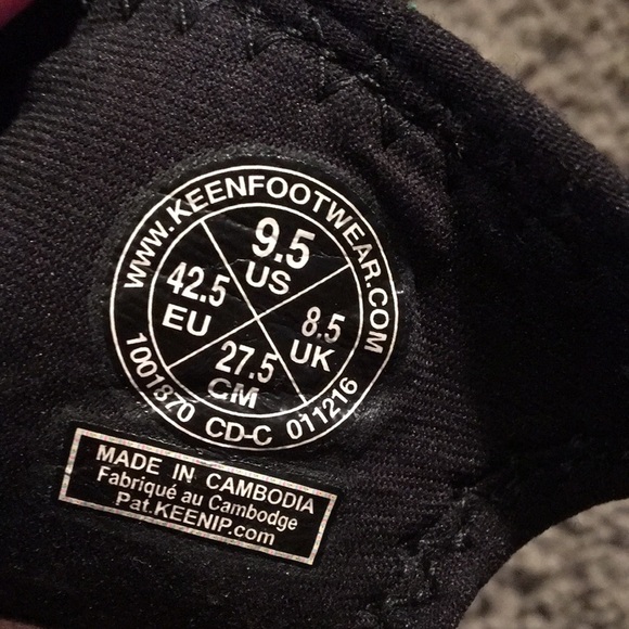 Keen Men’s Newport Waterproof Sandals - Picture 7 of 7